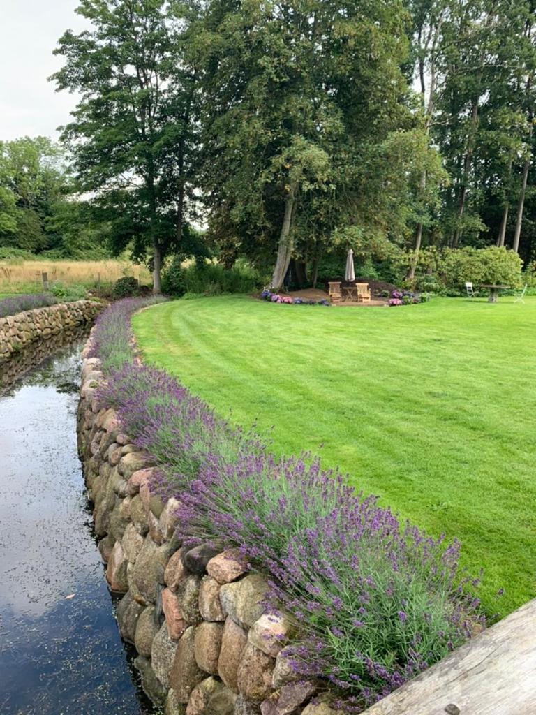 Lillemollens Bed & Breakfast Orbaek  Exterior foto
